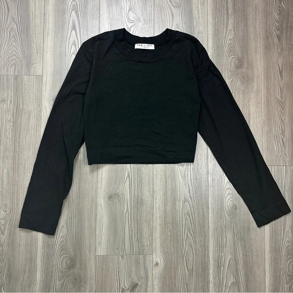 Tan lines by Sivan‎ - Black Cropped Long Sleeve Shirt